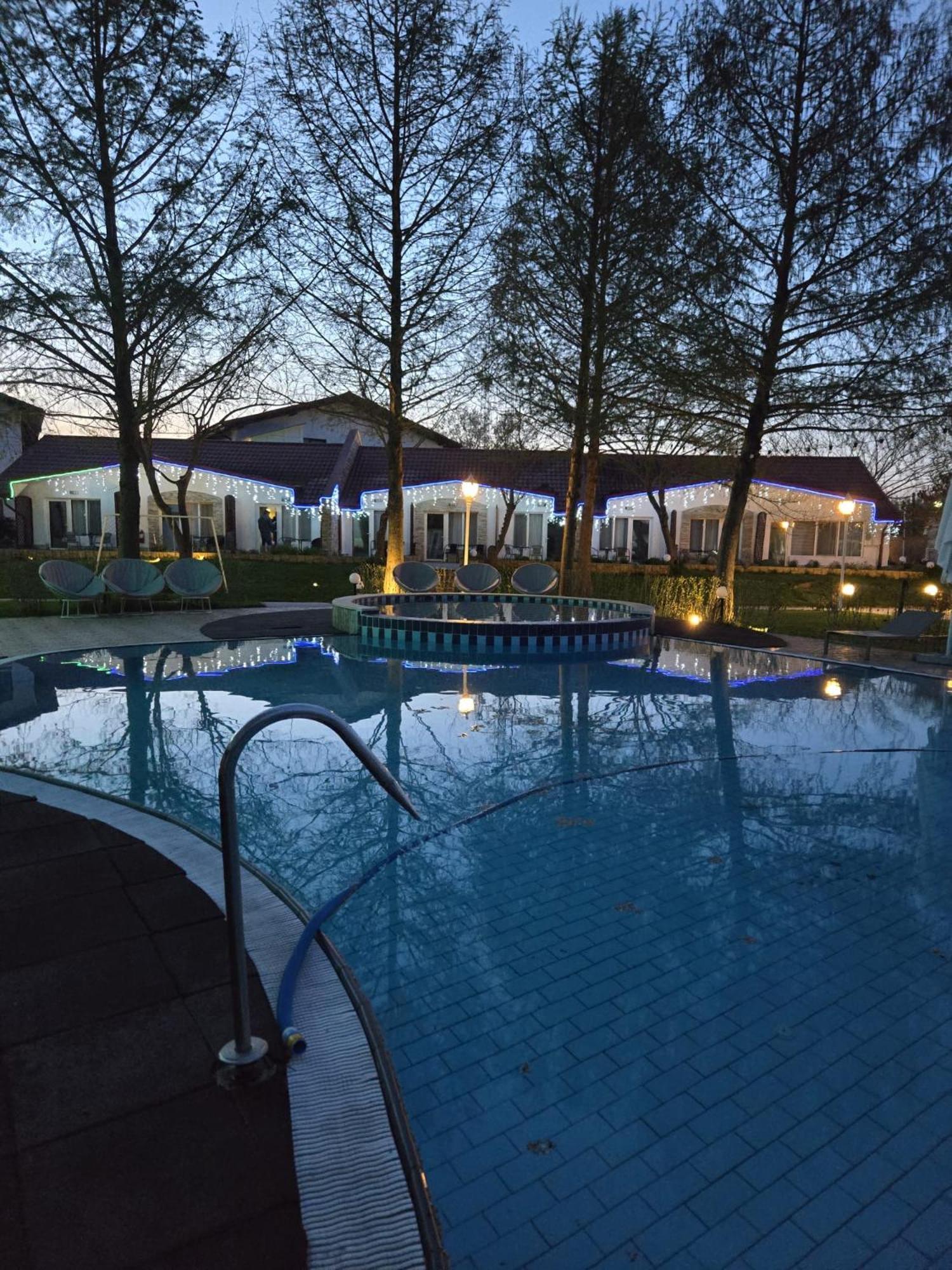 Nufaru Steaua Apelor Family Resort מראה חיצוני תמונה